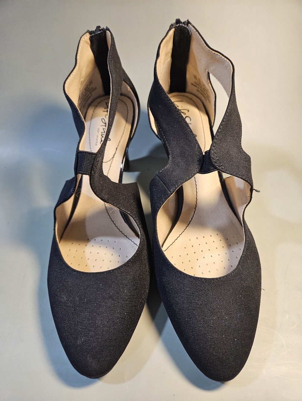 Lifestride Giovanna Heels. Size 8. NWOT (Bin10)